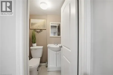 47 Brucedale Avenue East Hamilton ON L9A 1N1
