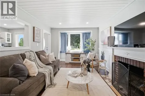 47 Brucedale Avenue East Hamilton ON L9A 1N1