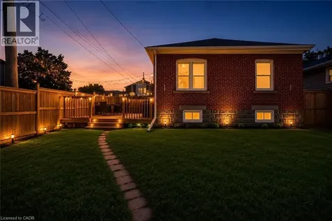 47 Brucedale Avenue East Hamilton ON L9A 1N1