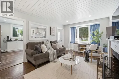 47 Brucedale Avenue East Hamilton ON L9A 1N1