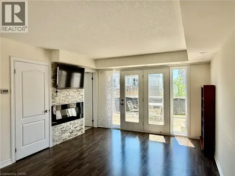 146 Watson Parkway Guelph ON N1E 0P6