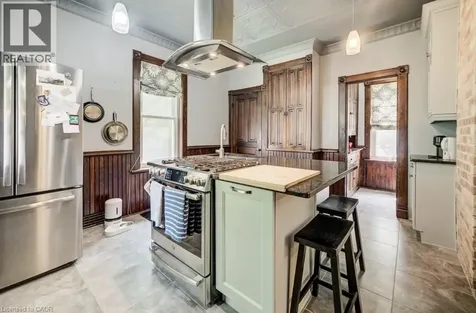6 Tweed Street Waterloo ON N2J 3E2