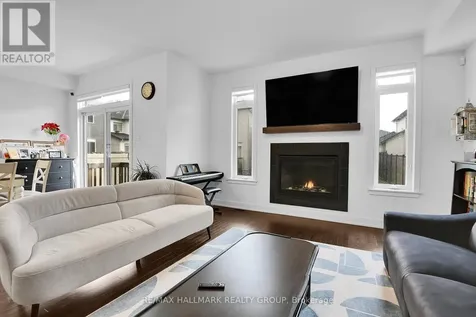 23 Peony Lane Ottawa ON K4M 0M3