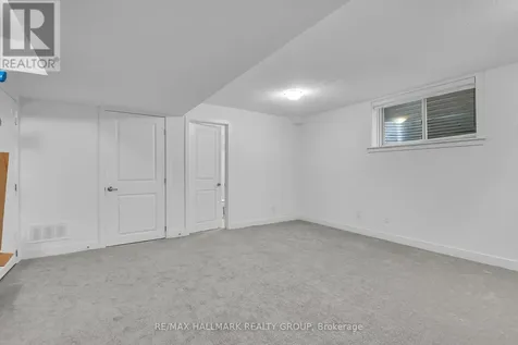 23 Peony Lane Ottawa ON K4M 0M3