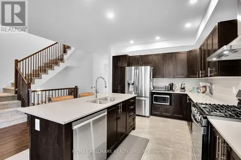 23 Peony Lane Ottawa ON K4M 0M3