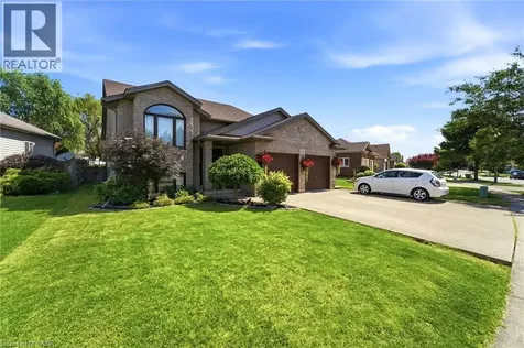 202 Wellbrook Boulevard Welland ON L3C 7M9