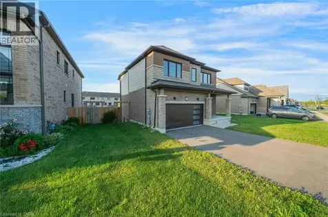52 Explorer Way Thorold ON L2V 0K3