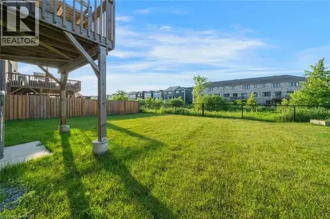 52 Explorer Way Thorold ON L2V 0K3