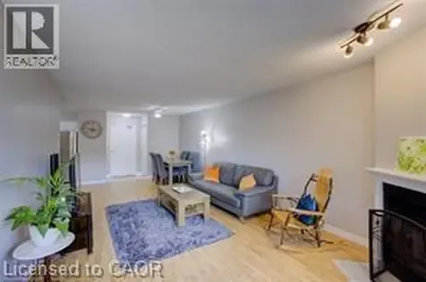 15 Hofstetter Avenue Kitchener ON N2A 3Z7