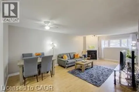 15 Hofstetter Avenue Kitchener ON N2A 3Z7