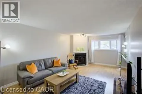 15 Hofstetter Avenue Kitchener ON N2A 3Z7