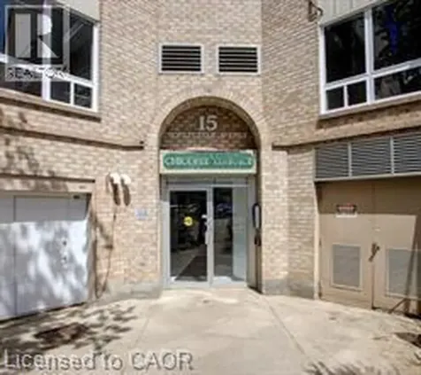 15 Hofstetter Avenue Kitchener ON N2A 3Z7