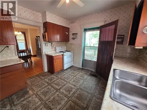 20 Fairview Avenue Kitchener ON N2H 3E8