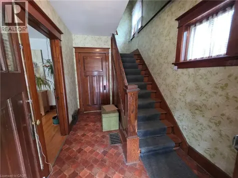 20 Fairview Avenue Kitchener ON N2H 3E8