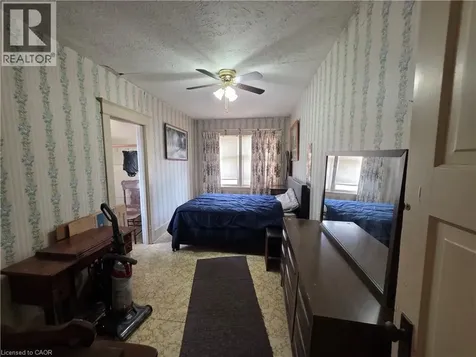 20 Fairview Avenue Kitchener ON N2H 3E8