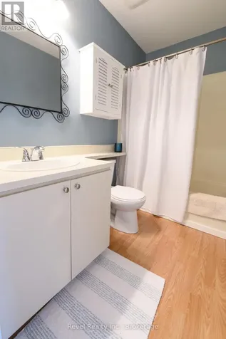 440 Oxbow Crescent West Collingwood ON L9Y 5B4