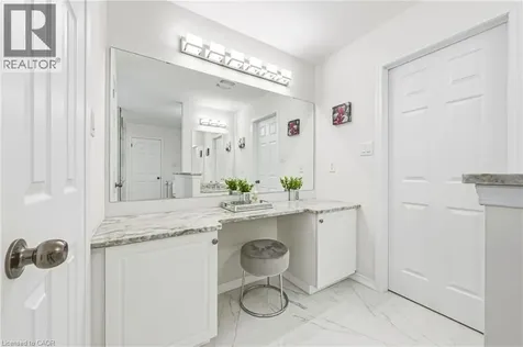 8776 Dogwood Crescent Niagara Falls ON L2H 0L1