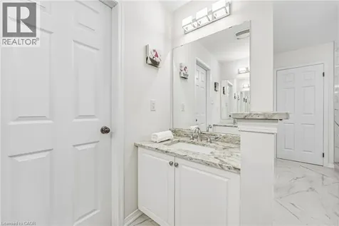 8776 Dogwood Crescent Niagara Falls ON L2H 0L1