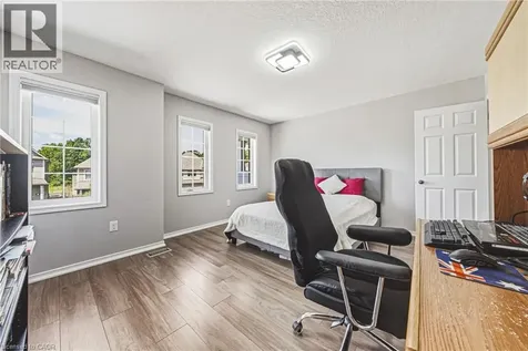 8776 Dogwood Crescent Niagara Falls ON L2H 0L1