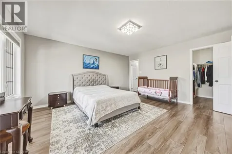 8776 Dogwood Crescent Niagara Falls ON L2H 0L1