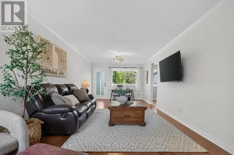 41 Longwood Avenue Ottawa ON K2H 6G5