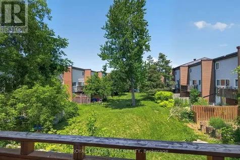 41 Longwood Avenue Ottawa ON K2H 6G5