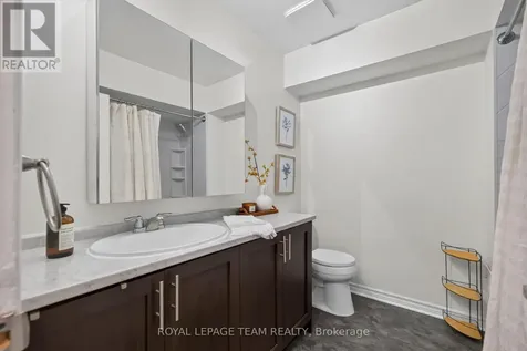 41 Longwood Avenue Ottawa ON K2H 6G5