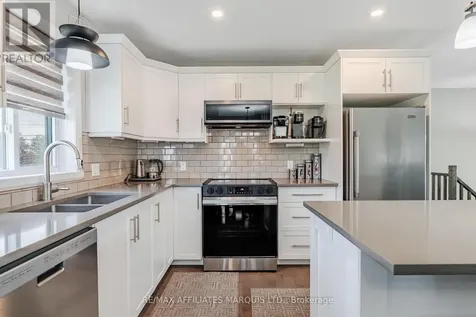 2 Mercier Avenue East Cornwall ON K6K 1S9