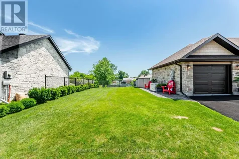 2 Mercier Avenue East Cornwall ON K6K 1S9