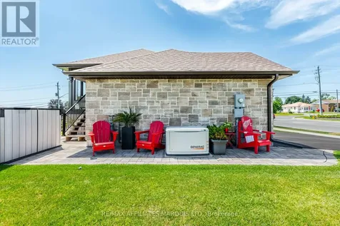 2 Mercier Avenue East Cornwall ON K6K 1S9