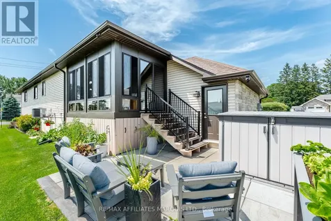 2 Mercier Avenue East Cornwall ON K6K 1S9