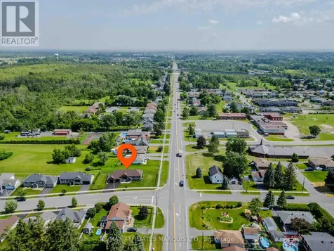 2 Mercier Avenue East Cornwall ON K6K 1S9