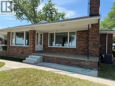 13942 Riverside Drive East Tecumseh ON N8N 1B6
