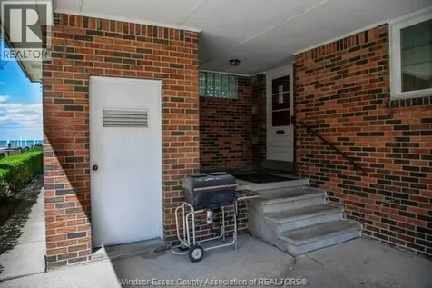 13942 Riverside Drive East Tecumseh ON N8N 1B6