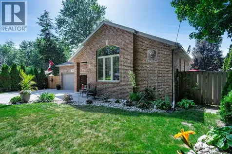 895 Malott Avenue Kingsville ON N9Y 3C3