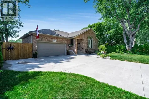 895 Malott Avenue Kingsville ON N9Y 3C3