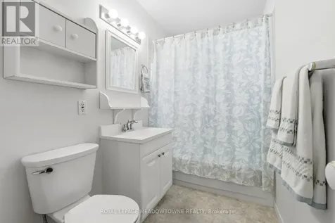 177 Delrex Boulevard Halton Hills (georgetown) ON L7G 4E4