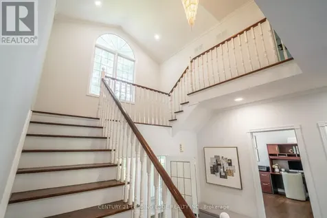 6 Stonegate Street Whitchurch-stouffville ON L0H 1G0