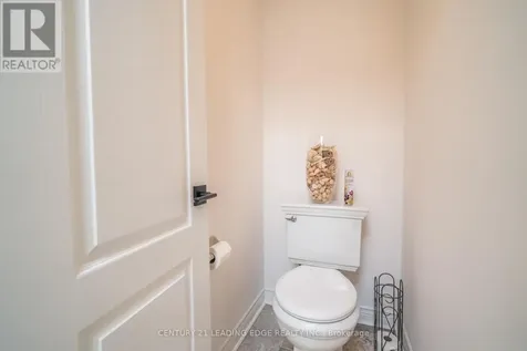 6 Stonegate Street Whitchurch-stouffville ON L0H 1G0
