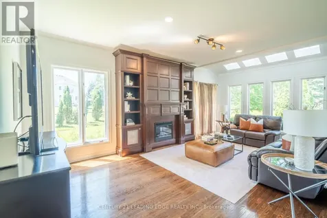 6 Stonegate Street Whitchurch-stouffville ON L0H 1G0