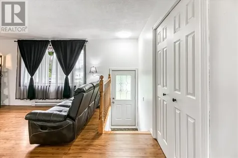 5372 Donald Street Azilda ON P0M 1B0