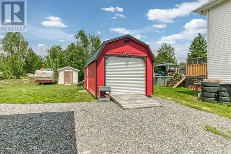 5372 Donald Street Azilda ON P0M 1B0