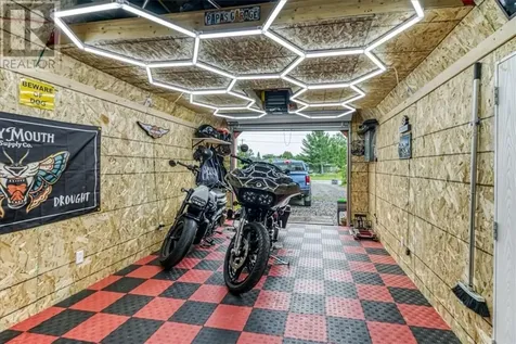 5372 Donald Street Azilda ON P0M 1B0