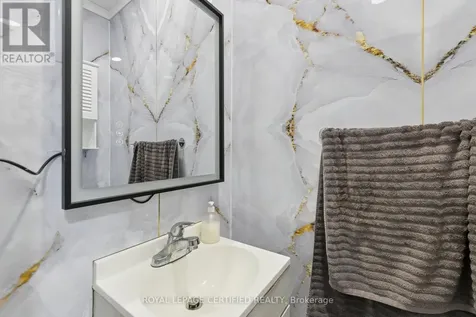1121 Valentine Drive Cambridge ON N2H 2N9