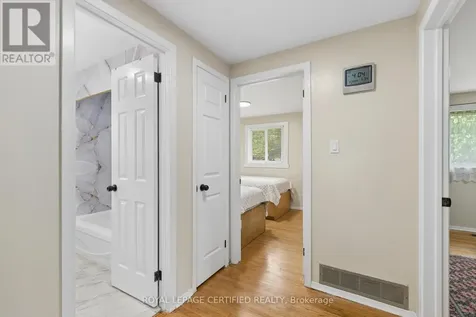 1121 Valentine Drive Cambridge ON N2H 2N9