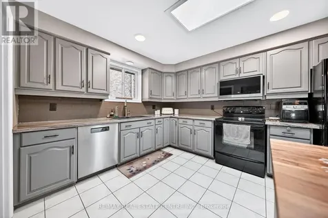 86 Chimney Hill Drive Cambridge ON N1T 1H3