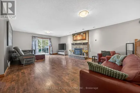 86 Chimney Hill Drive Cambridge ON N1T 1H3