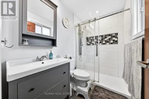 86 Chimney Hill Drive Cambridge ON N1T 1H3