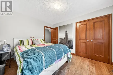 86 Chimney Hill Drive Cambridge ON N1T 1H3