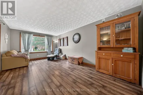 86 Chimney Hill Drive Cambridge ON N1T 1H3
